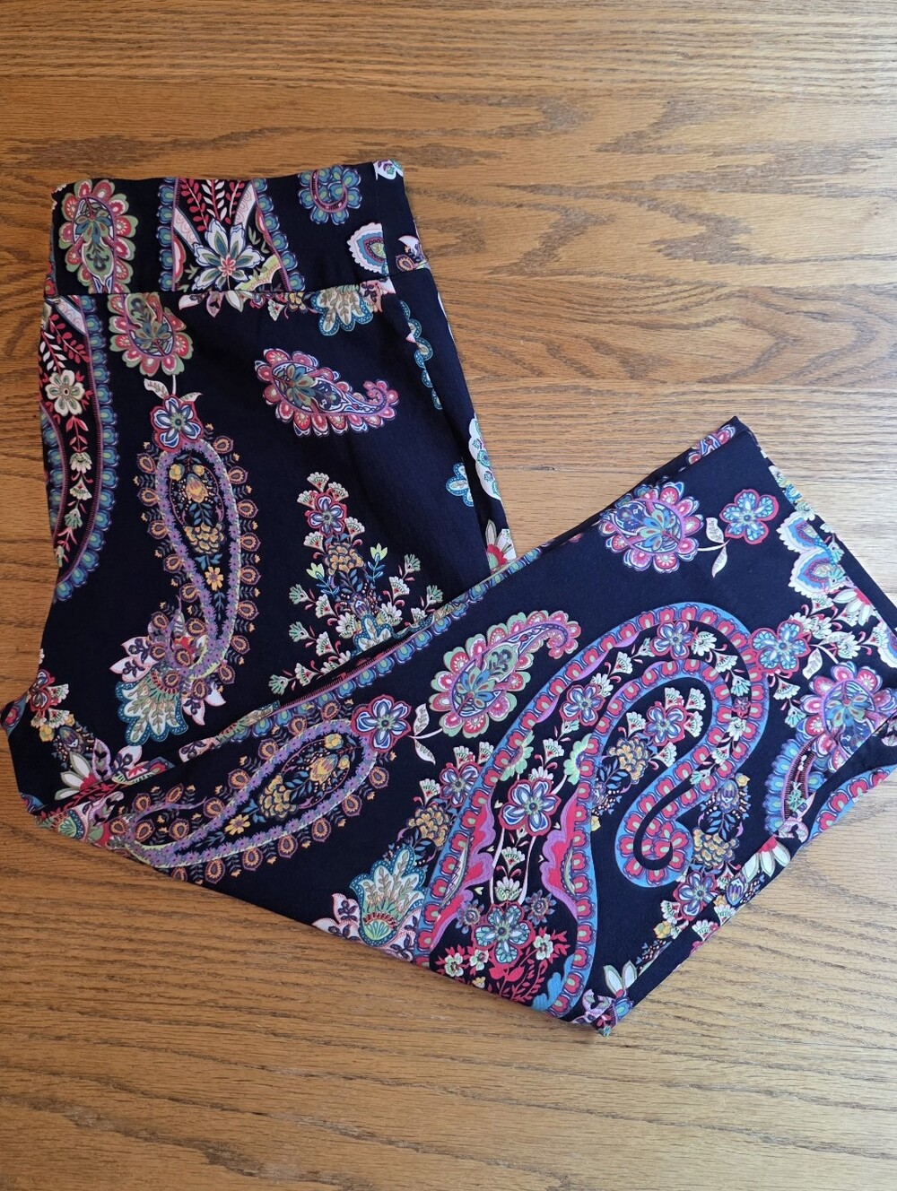 Zac & Rachel Paisley Capri Pants Navy Blue Straight Leg Pull On Stretch Size 12 - Picture 4 of 13